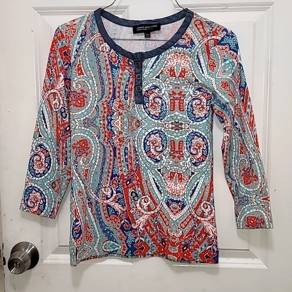 JONES NEW YORK  SPORT BLUE/RED LONG SLEEVE FLORAL PRINT TOP SIZE PP/CH - Picture 2 of 6